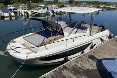 2022 Beneteau Flyer 9 SUNdeck