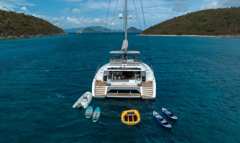 4 Seazens Yacht Photos Pics 