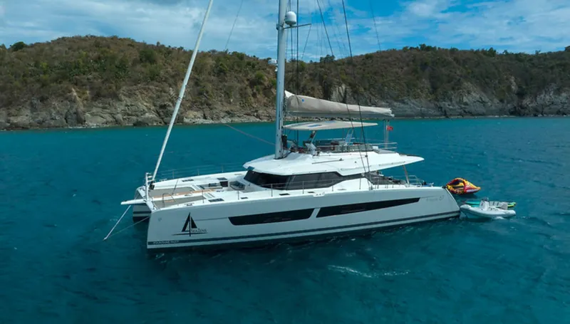 4 Seazens Yacht Photos Pics 