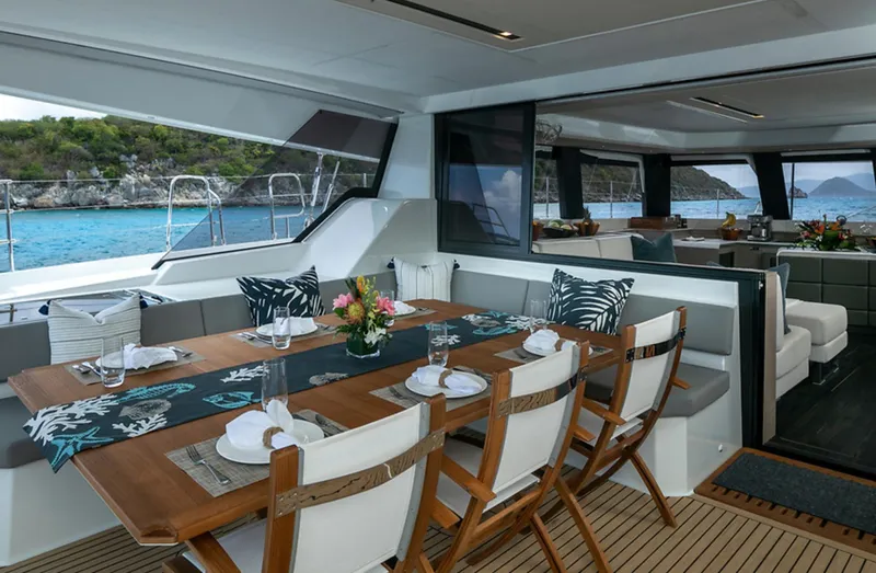 4 Seazens Yacht Photos Pics 