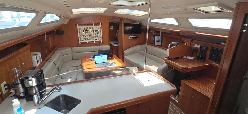 Inspiration VI Yacht Photos Pics 