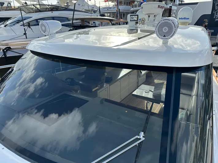 G Spot Yacht Photos Pics 