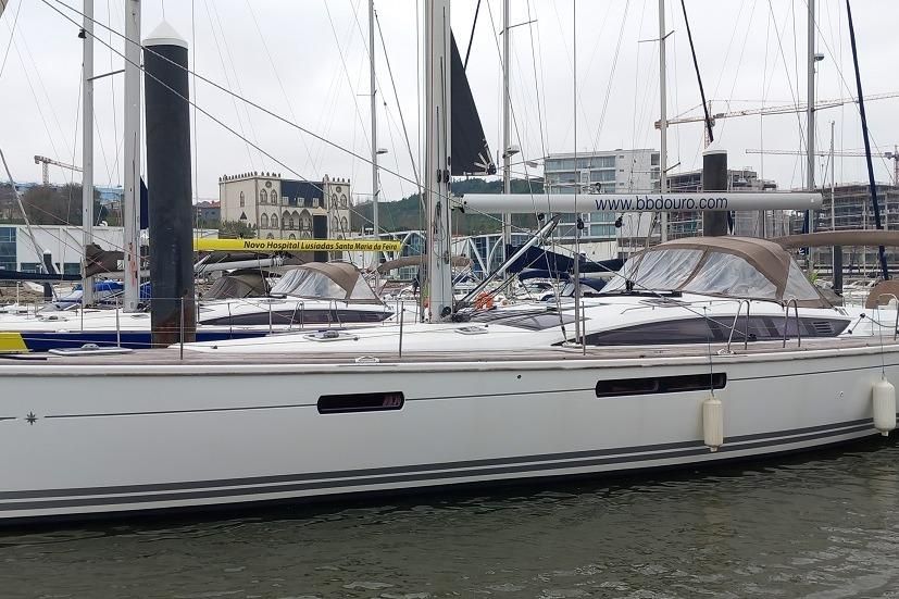 2011 Jeanneau 51 