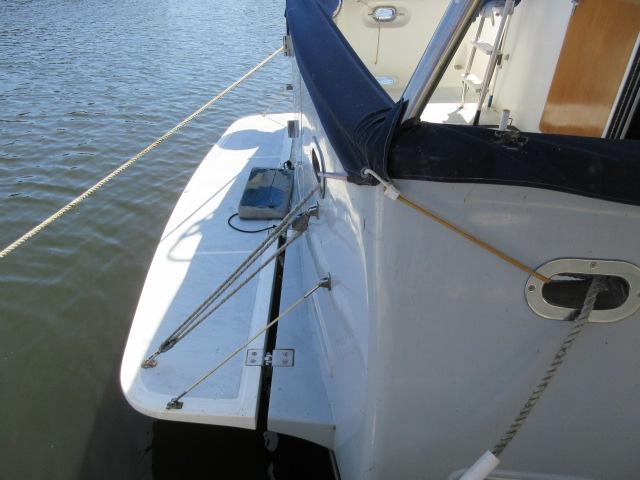 HINGED SWIM PLATFORM