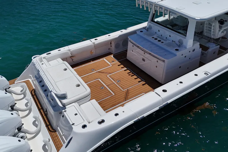  Yacht Photos Pics 2020 HCB 53 Sueños boat with spacious deck and luxurious seating.