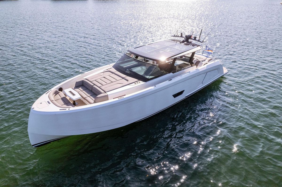 2022 Vanquish Yachts 58 