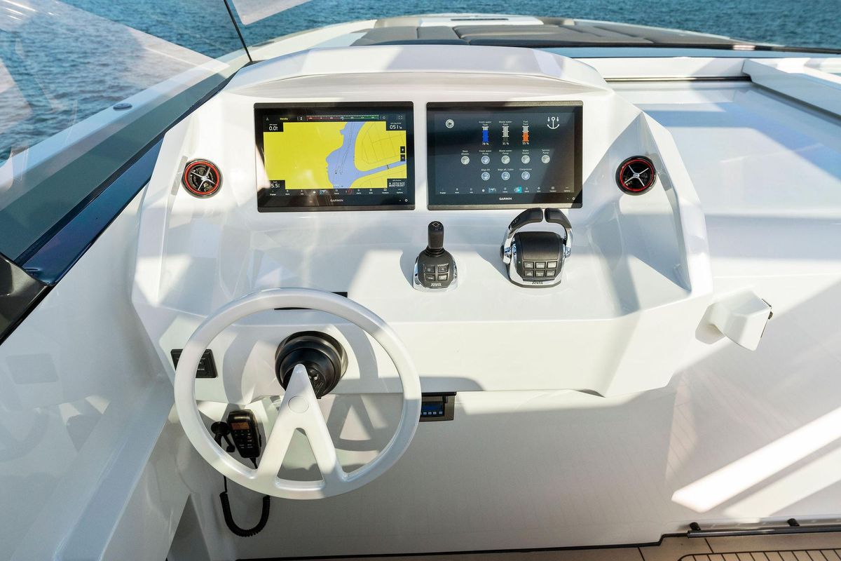 2022 Vanquish Yachts 58 