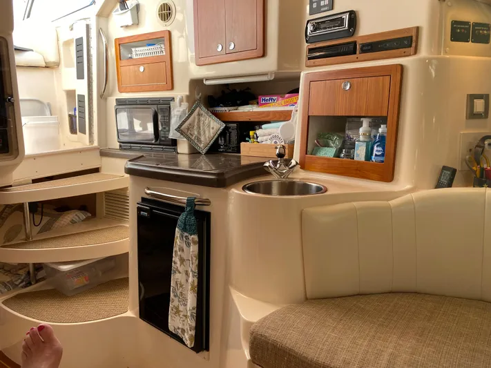 Maddie Lee Yacht Photos Pics 