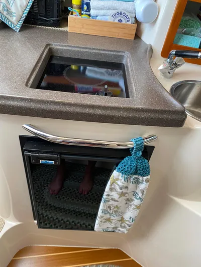 Maddie Lee Yacht Photos Pics 