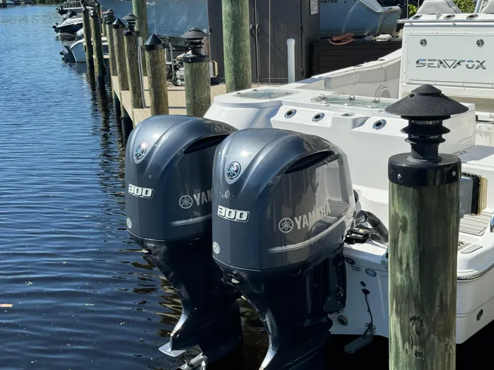  Yacht Photos Pics Twin Yamaha 300 engines on a 2020 Sea Fox 288 Commander at a dock.