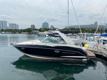 Monterey 295 Sport Yacht
