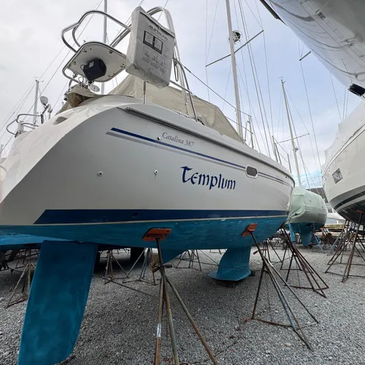 Templum Yacht Photos Pics 