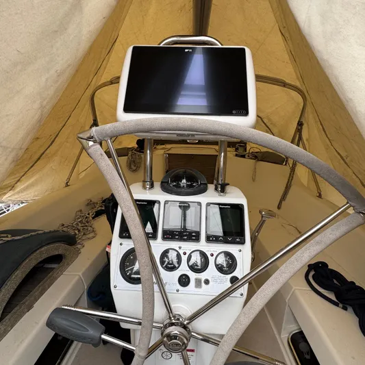 Templum Yacht Photos Pics 