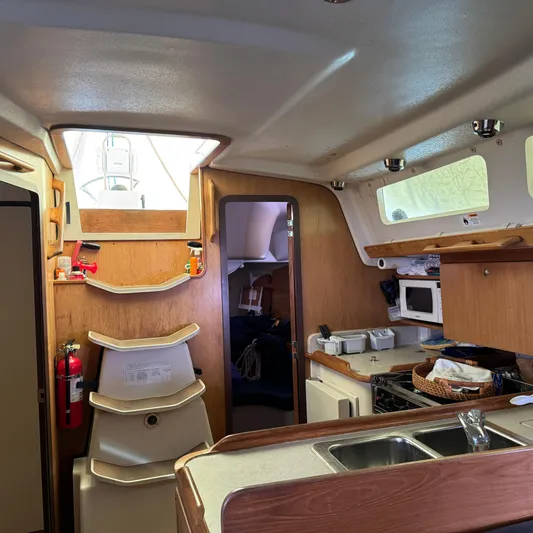 Templum Yacht Photos Pics 