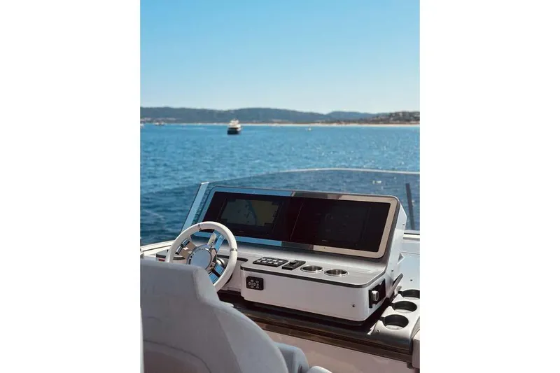 Koko Yacht Photos Pics 2023 Azimut Fly 78 yacht helm with ocean view and modern navigation system.