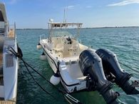 2000 Mako Mako 253