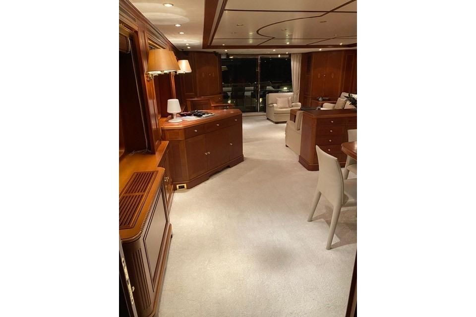 2004 Benetti 98 