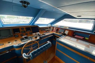 Yacht