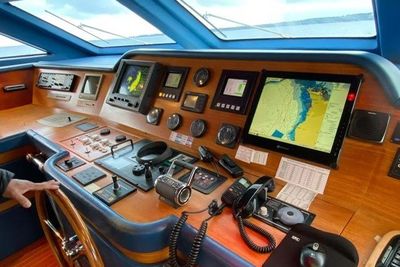 Yacht