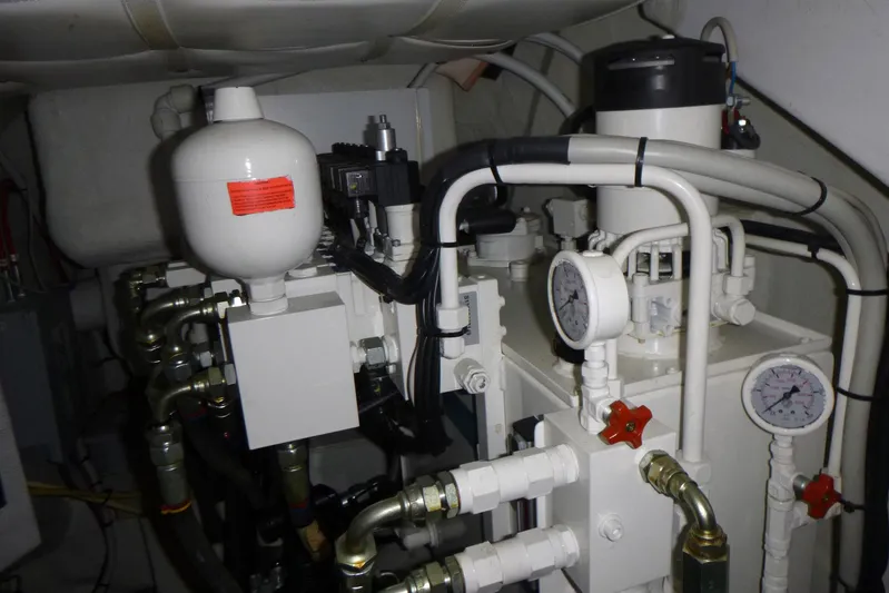 Habeas Orcas Yacht Photos Pics 