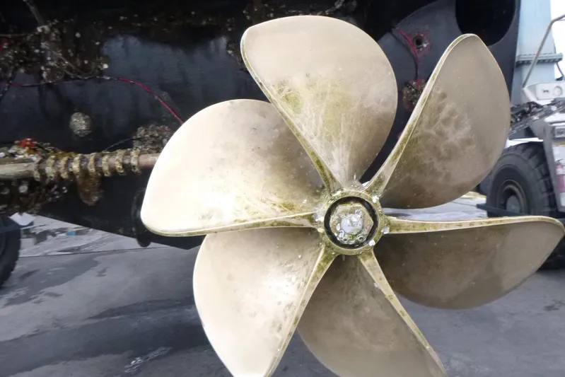 Habeas Orcas Yacht Photos Pics 