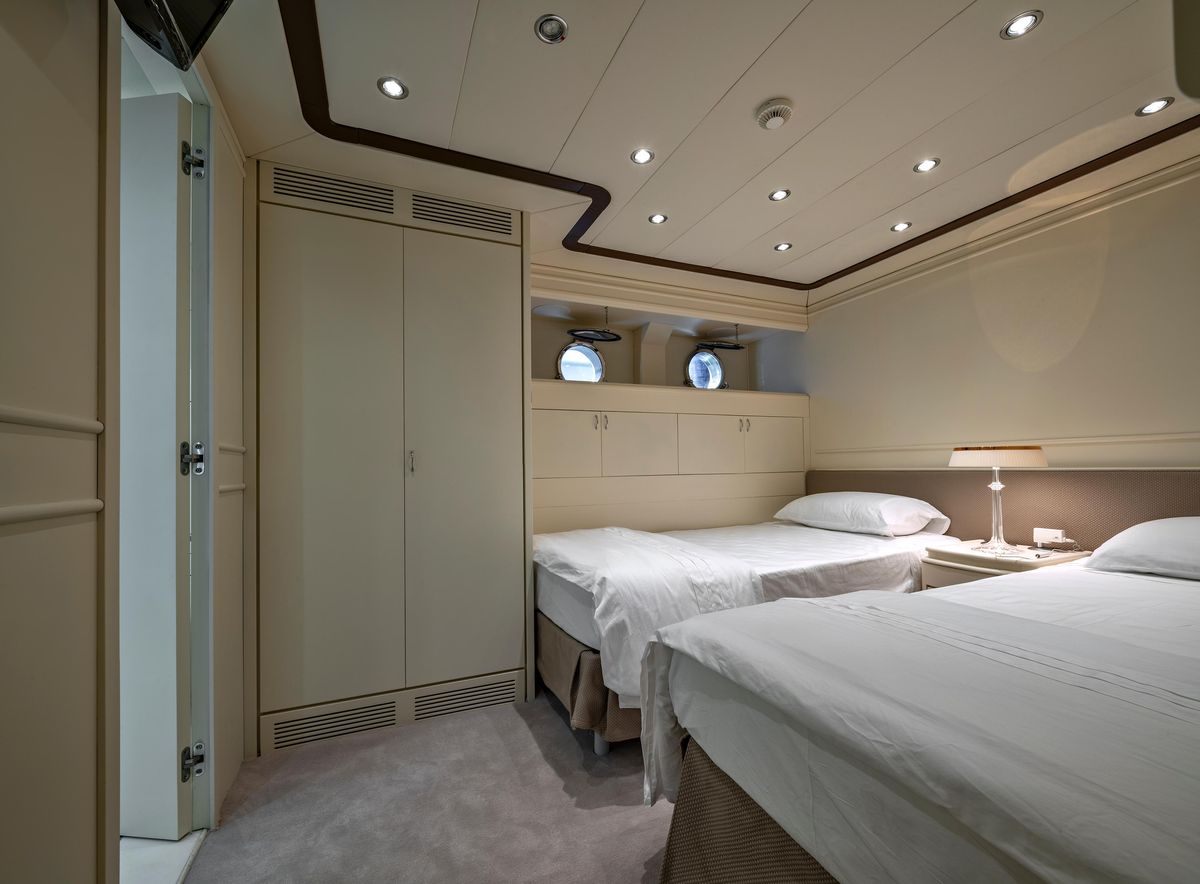 2002 Benetti Sail Division 106 