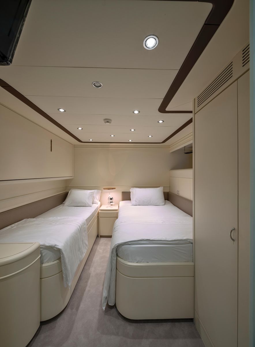 2002 Benetti Sail Division 106 