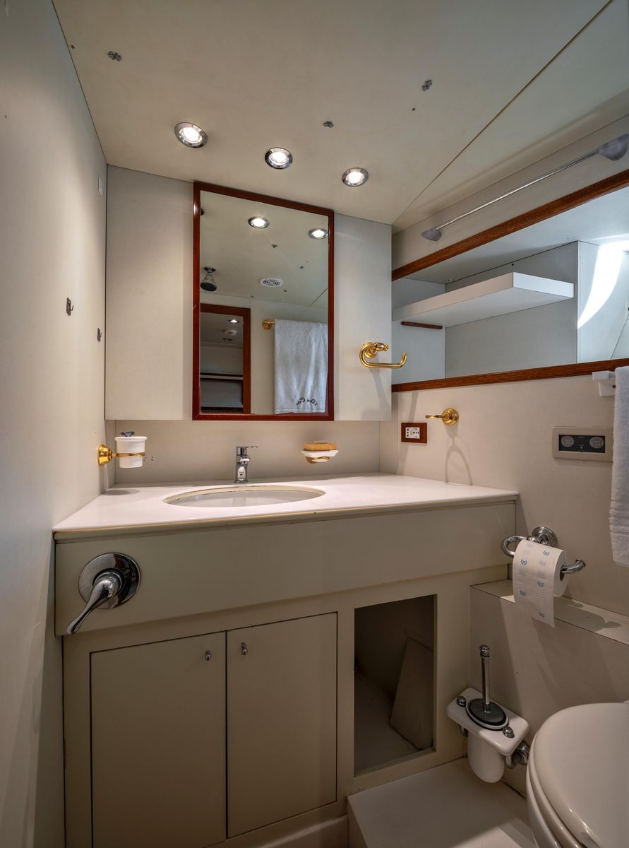 2002 Benetti Sail Division 106 
