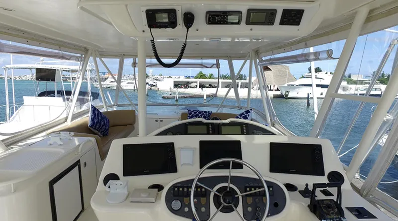 Blue Yacht Photos Pics 