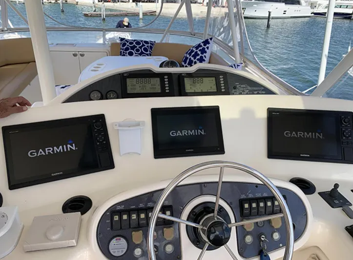 Blue Yacht Photos Pics 