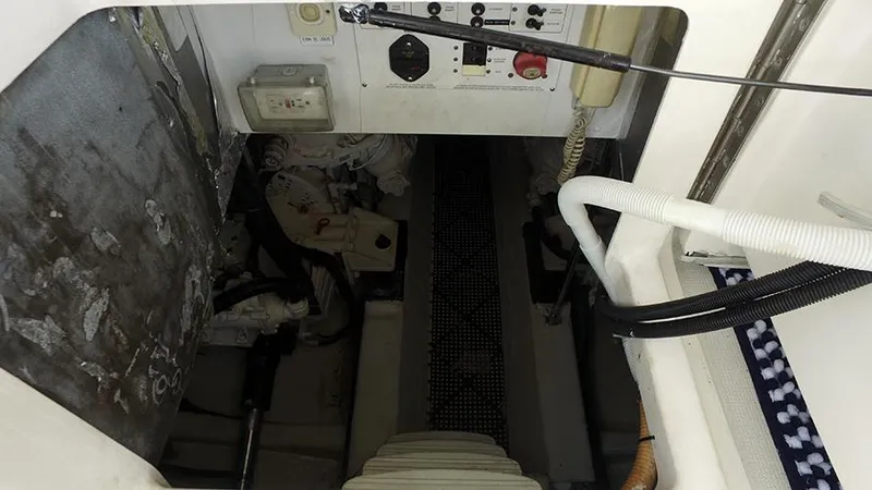 Blue Yacht Photos Pics 