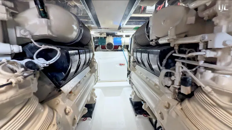 Blue Yacht Photos Pics 