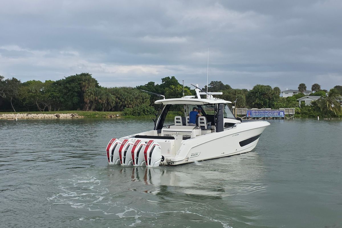 2021 Boston Whaler 42 