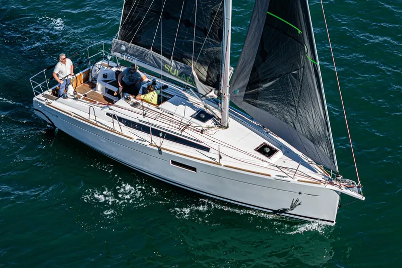 Sulaco Yacht Photos Pics 