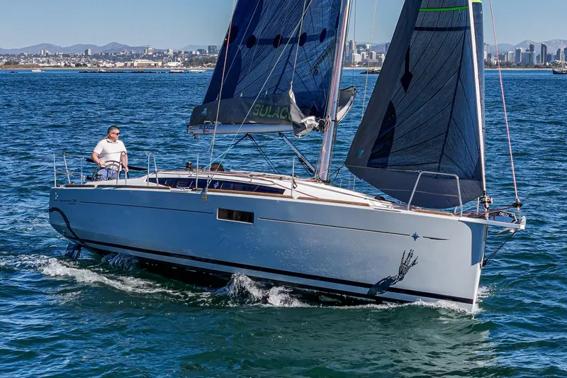 Sulaco Yacht Photos Pics 