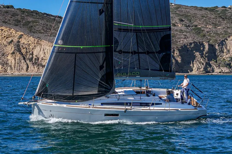 Sulaco Yacht Photos Pics 