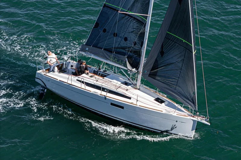 Sulaco Yacht Photos Pics 