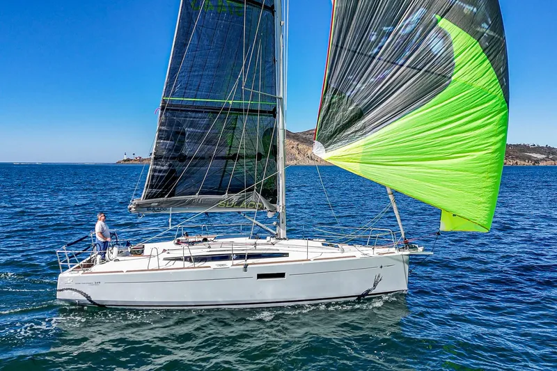 Sulaco Yacht Photos Pics 