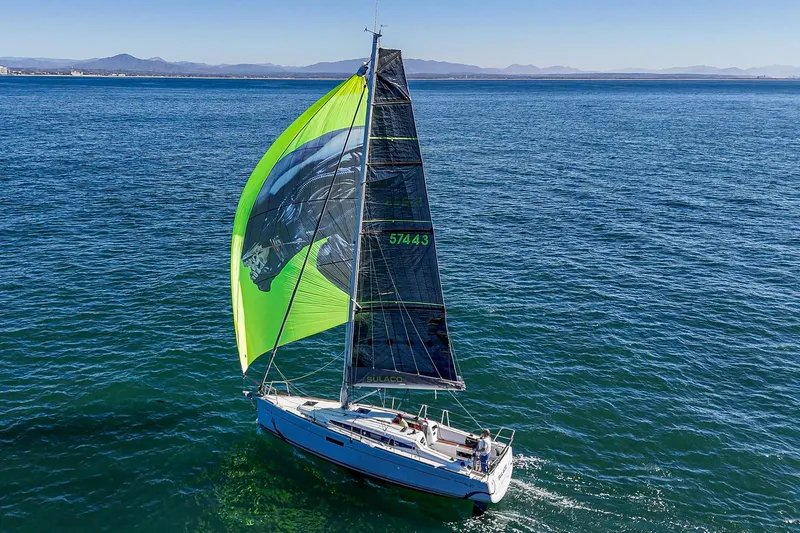 Sulaco Yacht Photos Pics 