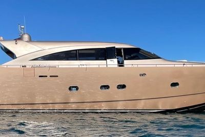 Yacht