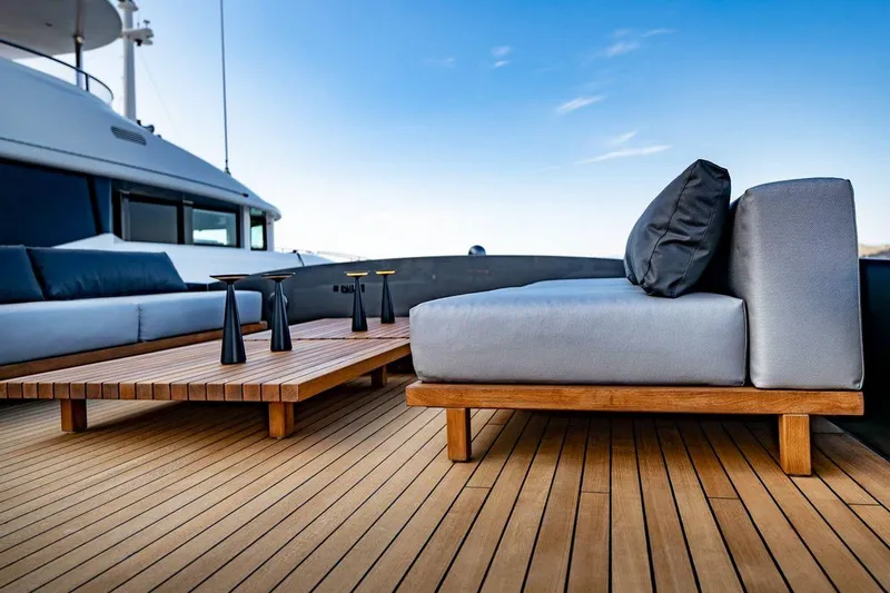 Eva Yacht Photos Pics Luxurious Tecnomar Velvet 36 EVA yacht deck with modern seating, 2009 model.