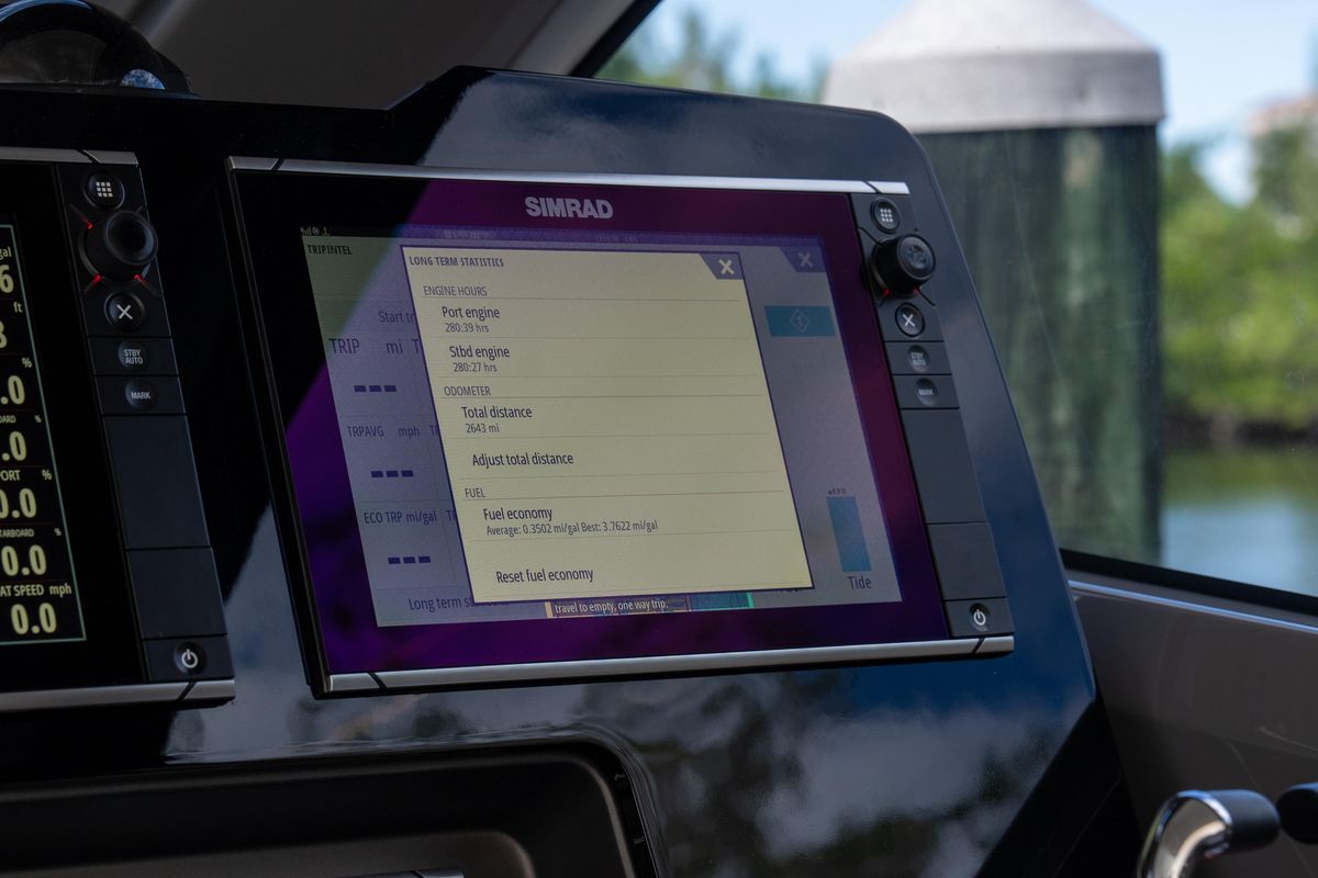 2018 Ferretti Yachts 45 