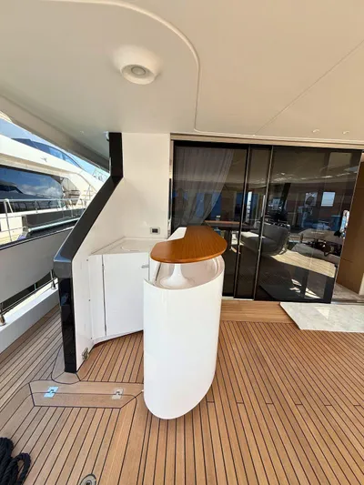 M/y Sea Star Yacht Photos Pics Azimut Grande 26 Metri