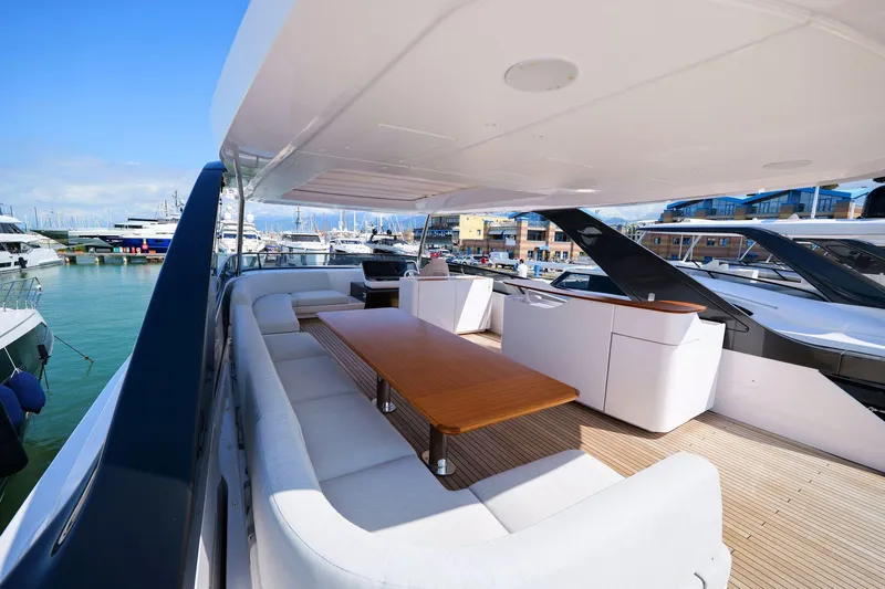 M/y Sea Star Yacht Photos Pics Azimut Grande 26 Metri