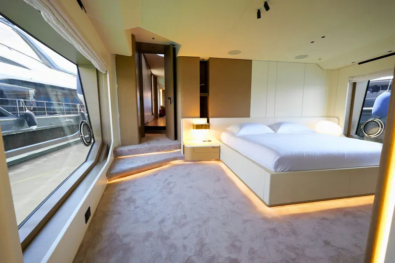 M/y Sea Star Yacht Photos Pics Azimut Grande 26 Metri