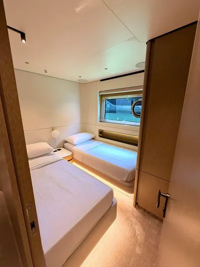 M/y Sea Star Yacht Photos Pics Azimut Grande 26 Metri