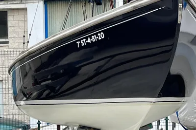 1997 Latitude 46 Tofinou 7