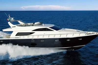 2004 Uniesse 72