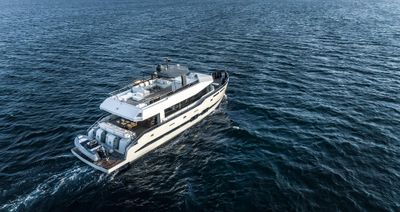 Yacht