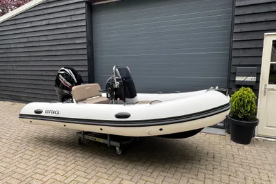 2024 Brig F400 de Luxe